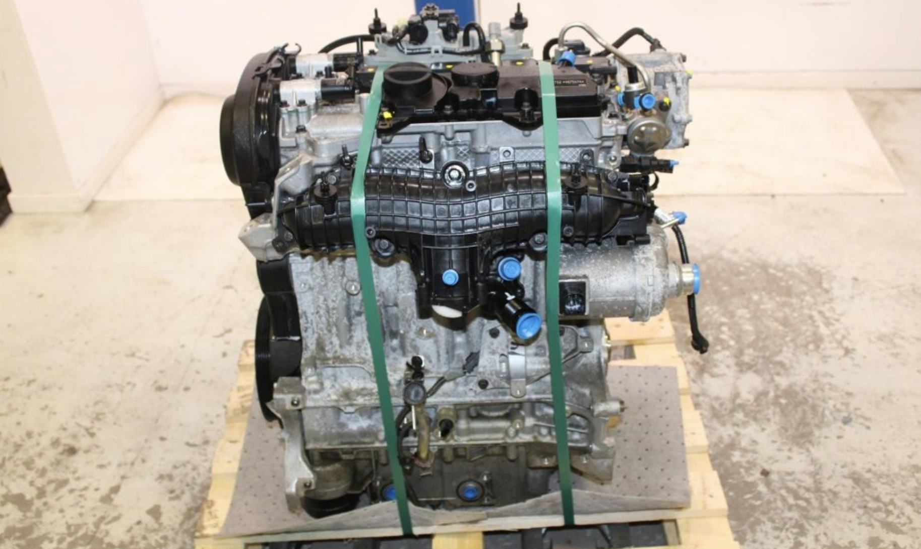 Volvo XC60 B4204T52 Petrol Hybrid Engine (Spain)