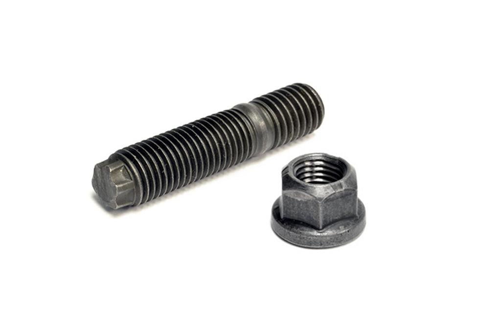 Nissan OEM Turbo to DP Studs and Nuts for R35 GTR