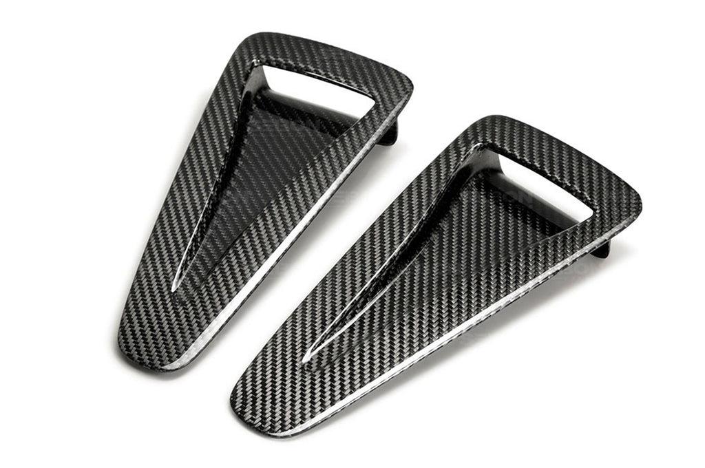 Seibon Carbon Fiber Hood Vent Air Ducts for R35 GTR (AD0910NSGTR-OE)