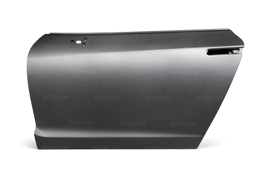 Seibon Carbon Fiber Doors Dry for R35 GTR (DD0910NSGTR-OE-DRY)