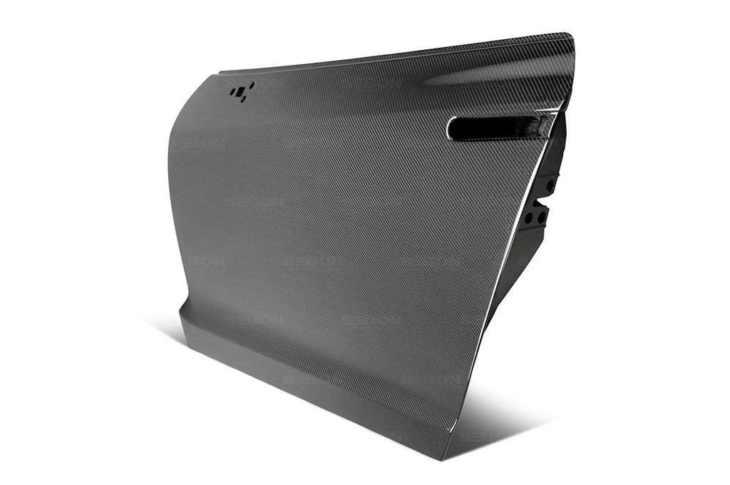 Seibon Carbon Fiber Doors Gloss for R35 GTR (DD0910NSGTR-OE)