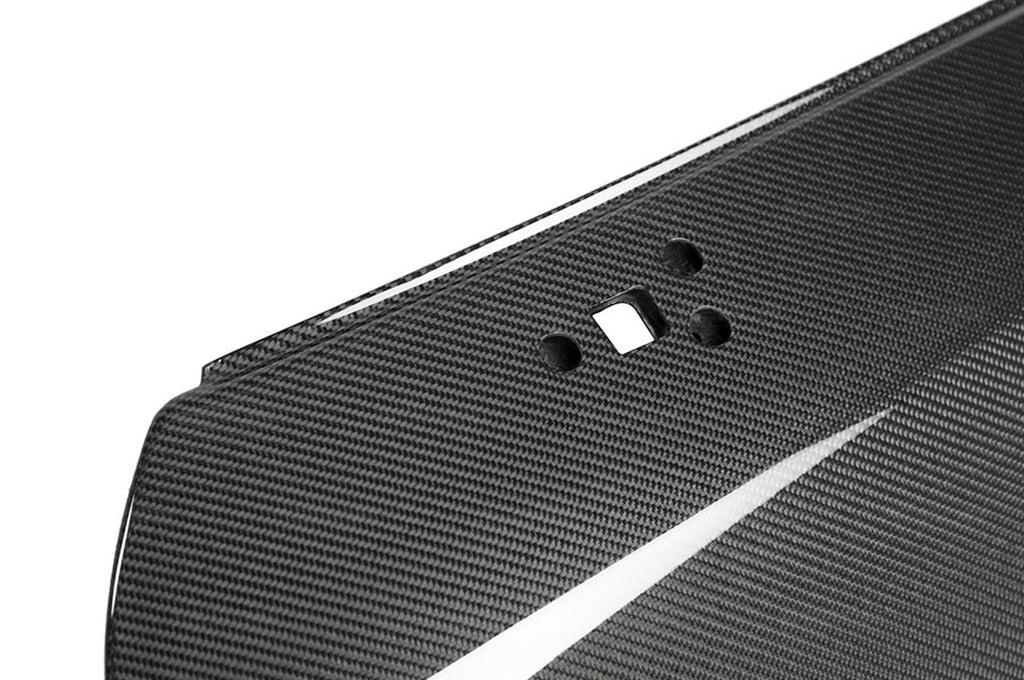 Seibon Carbon Fiber Doors Gloss for R35 GTR (DD0910NSGTR-OE)