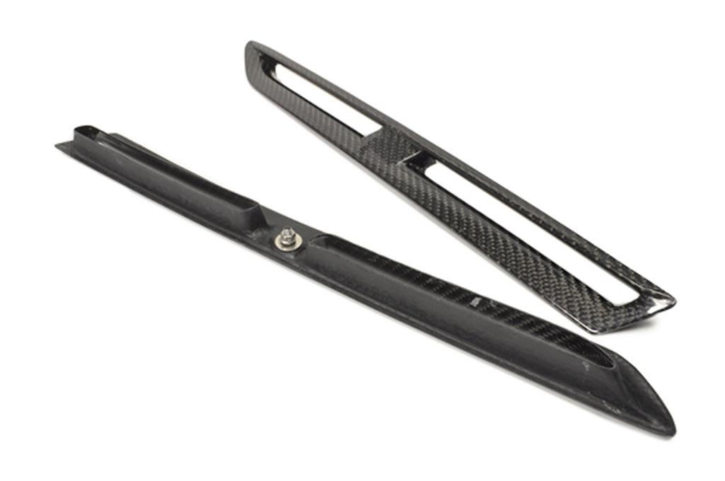 Seibon Carbon Fiber Fender Vents (Gloss) for R35 GTR (FD0910NSGTR)