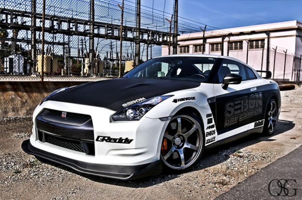 Seibon Carbon Fiber Front Grille for R35 GTR 2009-2011 (FG0910NSGTR-OE)