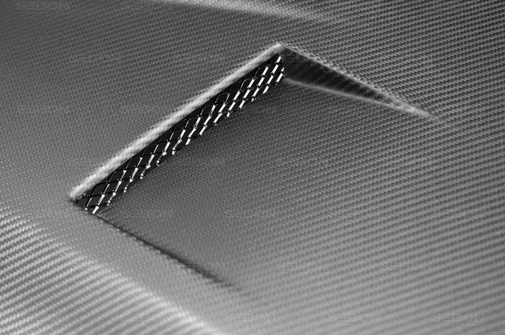 Seibon Carbon Fiber Hood GTII Style Dry for R35 GTR 2009-2016 (HD0910NSGTR-GTII-DRY)