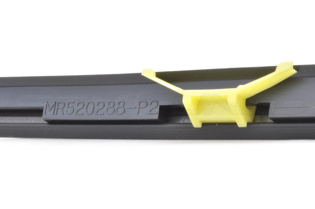 Mitsubishi OEM Drip Moulding and Clips for Evo 7/8/9