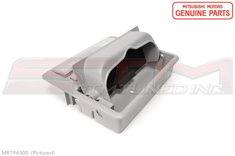 Mitsubishi Dome Light Front Assembly with Sunglass Holder - Evo 7/8/9